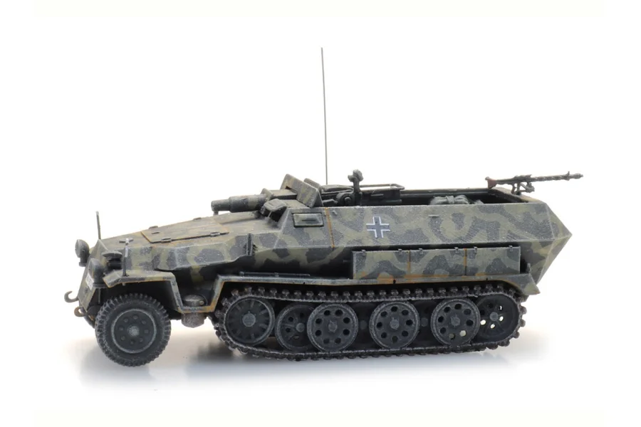 Sdkfz 251/9 Ausf C Camo