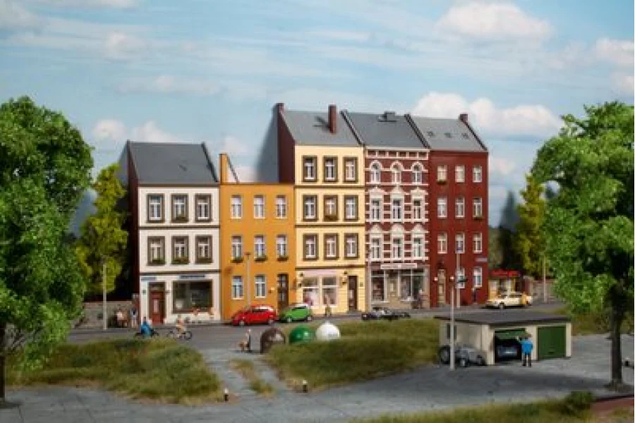 Casas en medio relieve Schmidtstraß