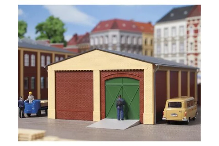 Štít a rohové sloupy
