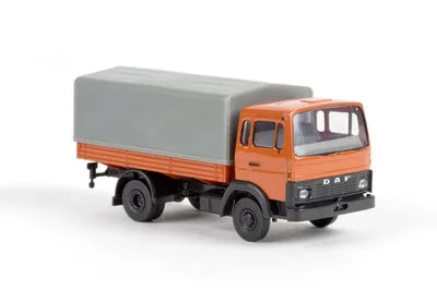Brekina 34800: DAF F 900 PP orange
