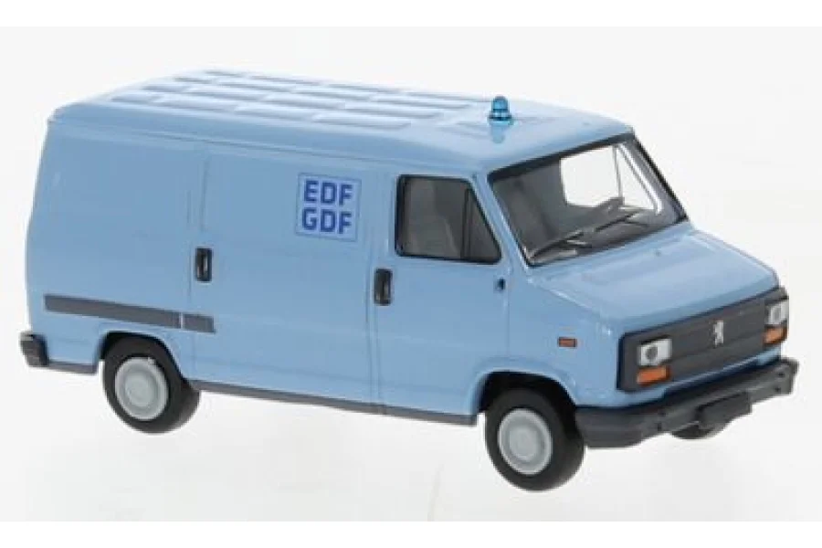 Peugeot J5