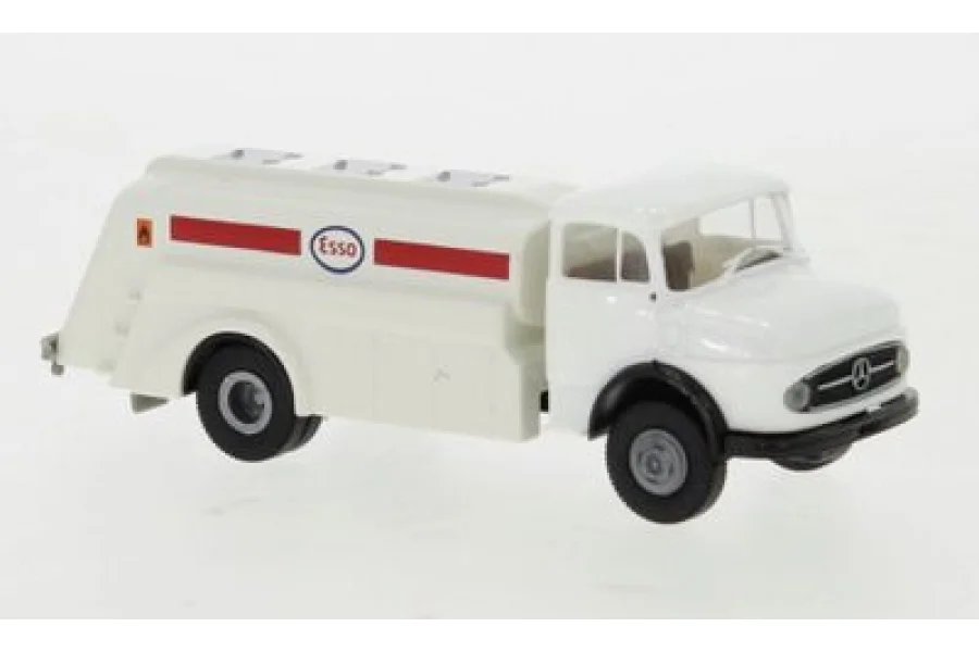 Mercedes L 322 Tankwagen
