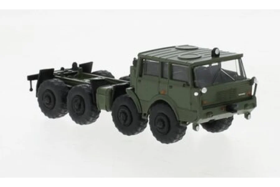 Tatra 81