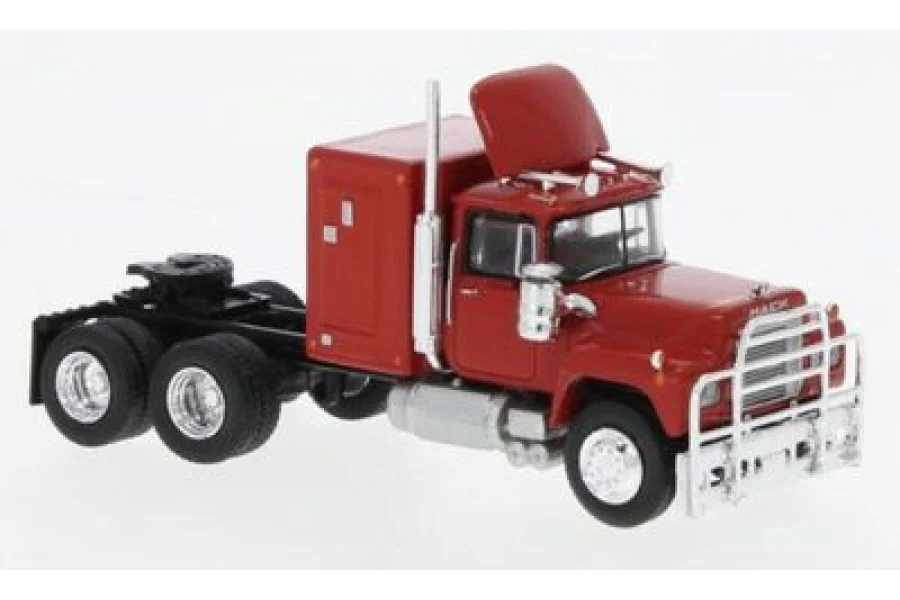 Mack RS 700