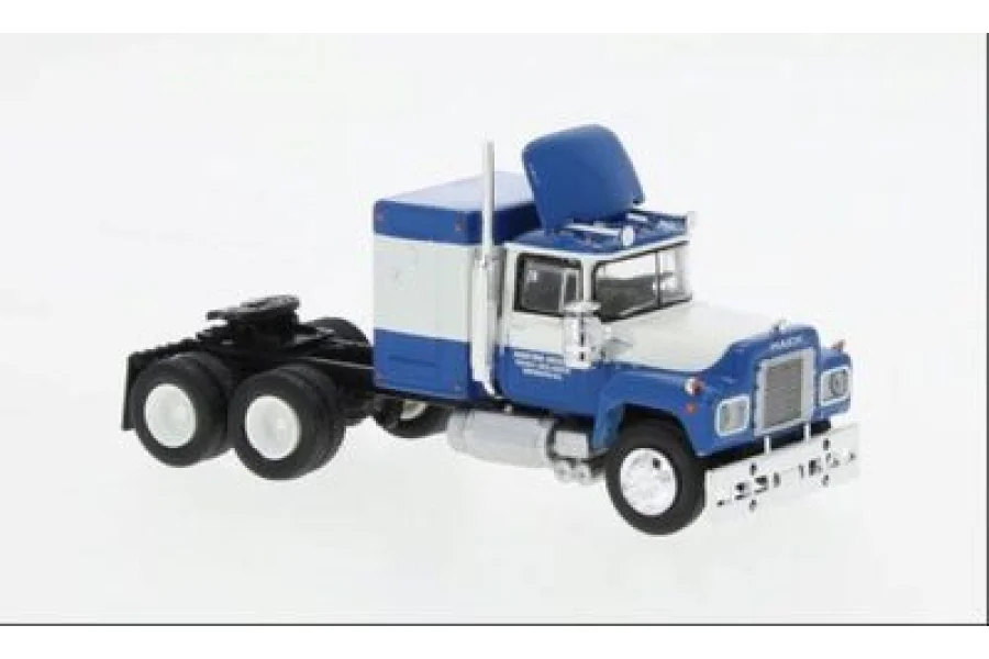 Mack RS 700