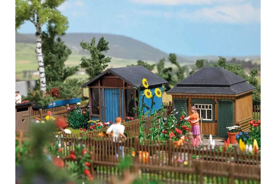 H0 Gartenlauben Set 2