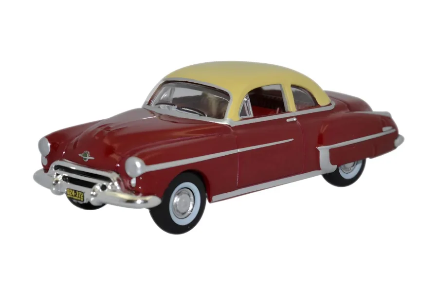 Oldsmobile Rocket rot/beige