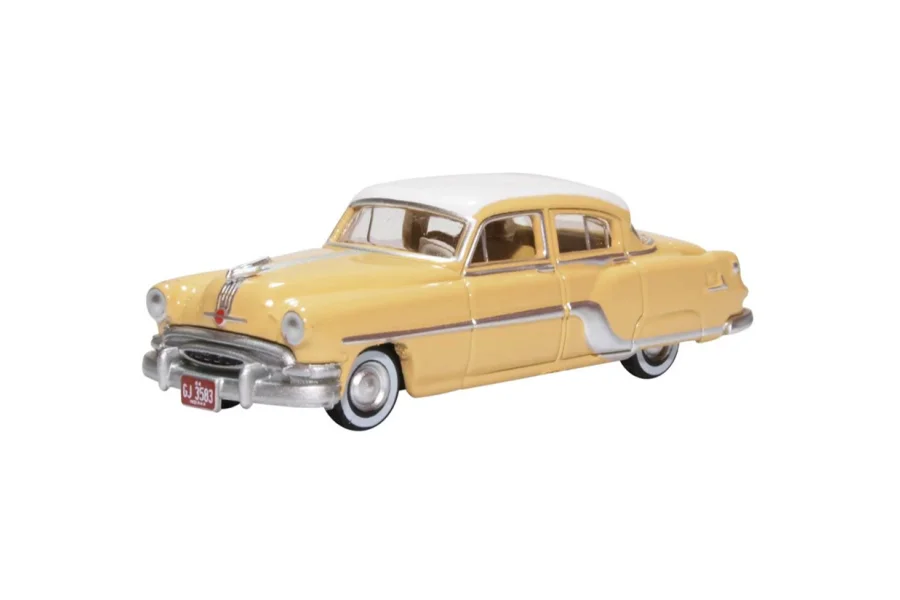 Pontiac Chieftain 4 Door