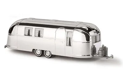 Busch 44982: Przyczepa kempingowa Airstream