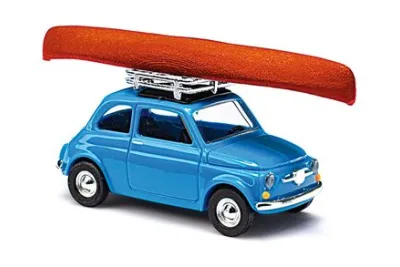 Busch 48729: Fiat 500 mit Kanu