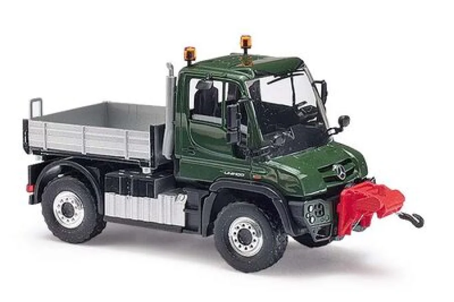 Unimog U 430 mit Seilwinde