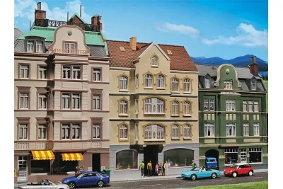 Faller 130447: Városiház kocsmával