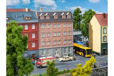 Faller 130627: Stadthaus mit Kanzlei