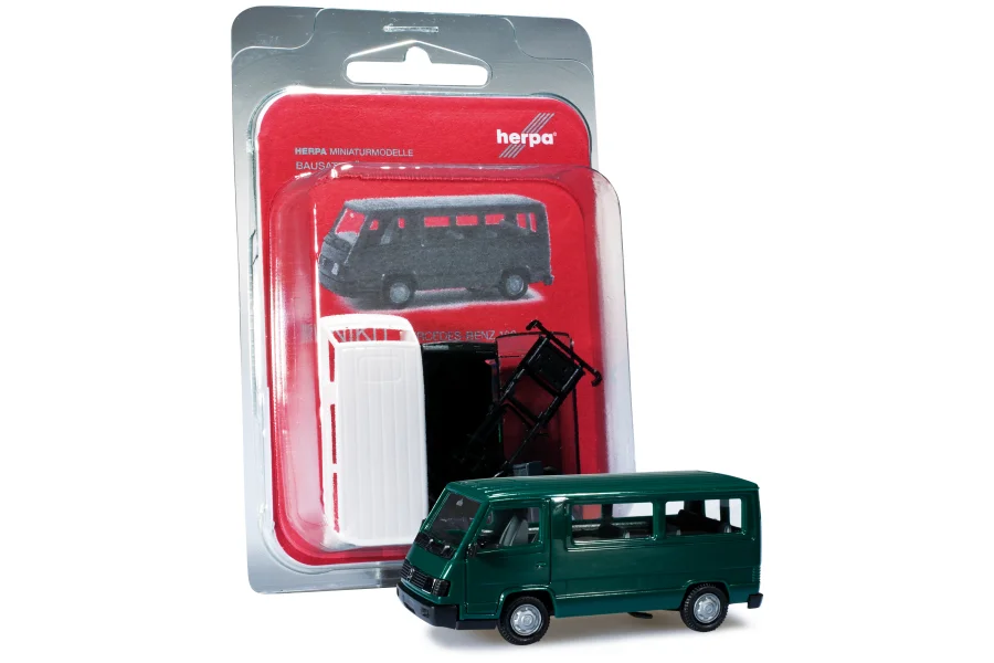 MB 100 D Bus Bausatz