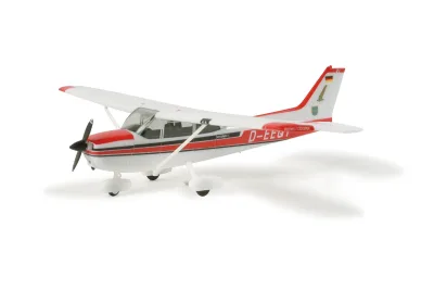 Herpa 019217: Cessna 172 Skyhawk "Petersdorf"