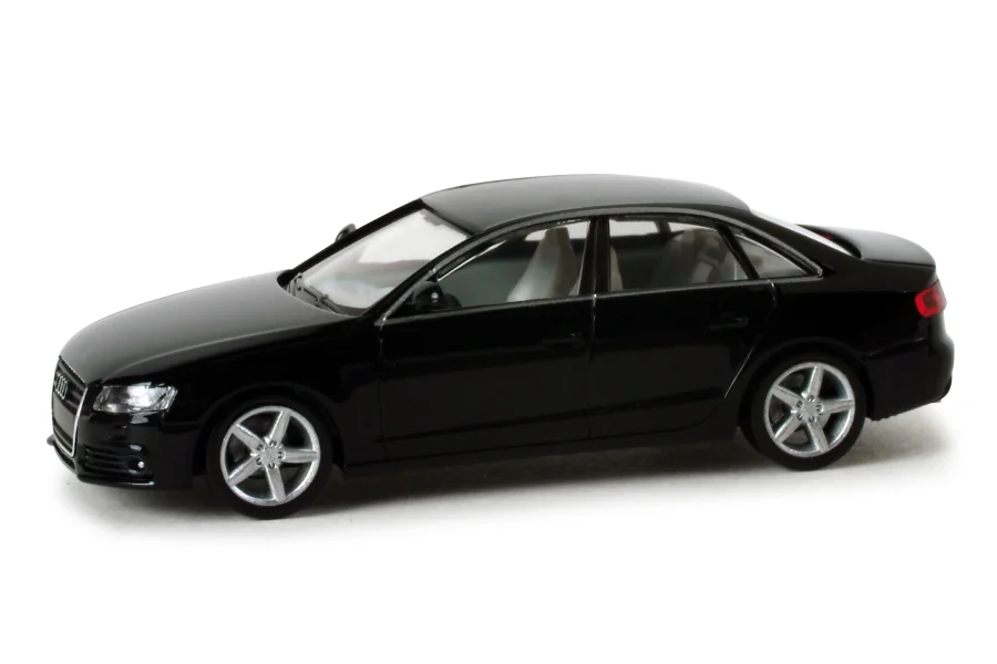 Audi A4, schwarz