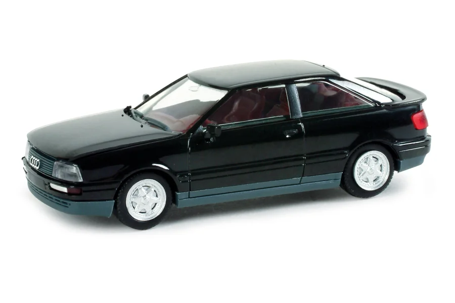 Audi Coupé Hightech, standard