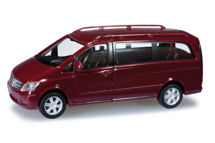 MB Viano mit Dachreling