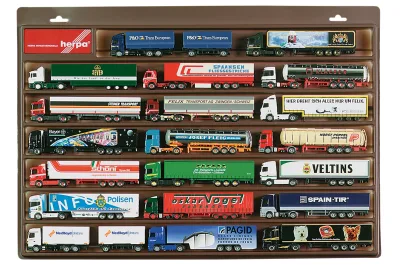Herpa 029261: LKW-Schaukasten