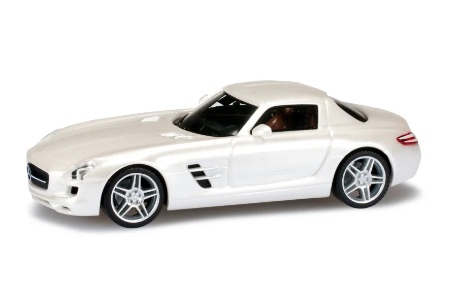 MB SLS AMG "perlmuttweißmet."