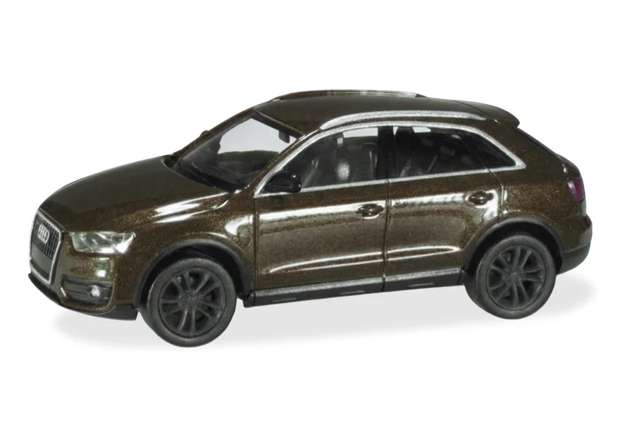 Audi Q3, districtgrün