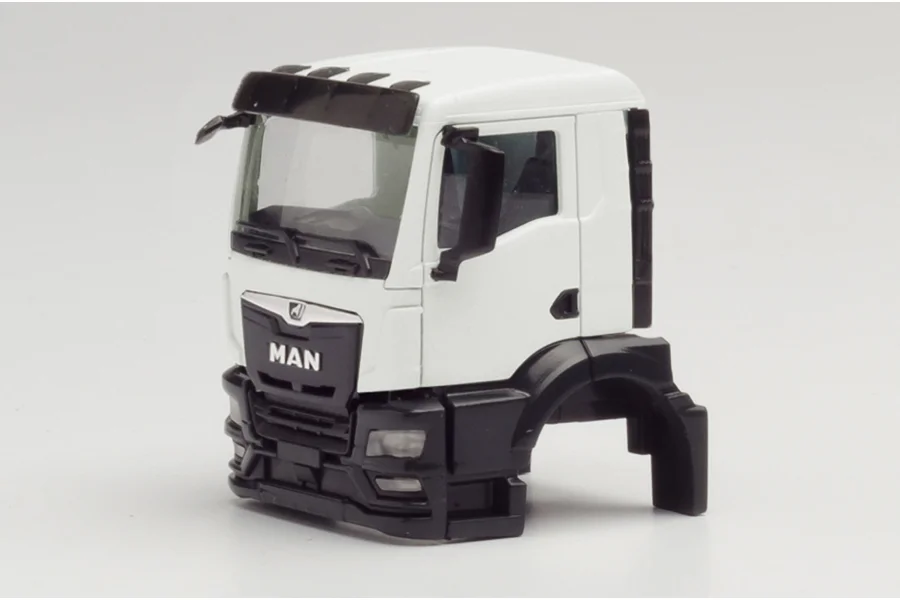 TS FH MAN TGS NN, Straáenvers
