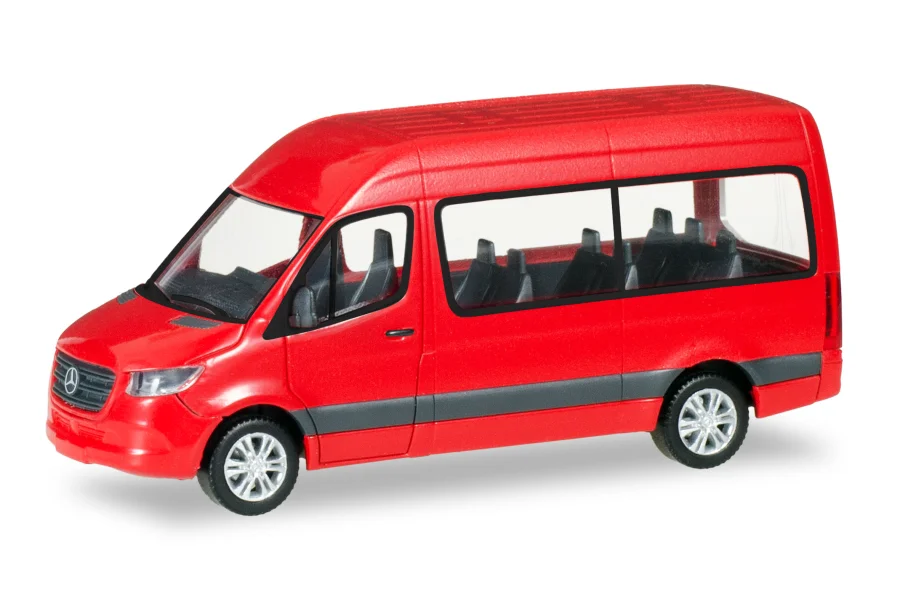 MB Sprinter`18 Bus HD, rot