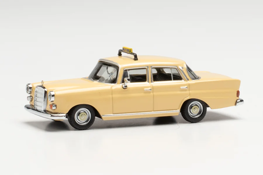 Mercedes-Benz 200