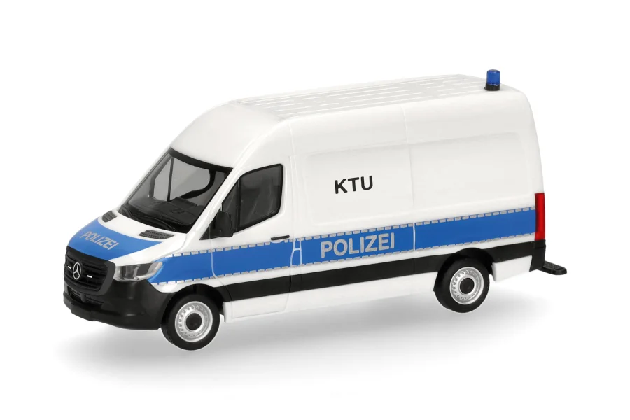 MB Sprinter 18 fourgon, toit haut