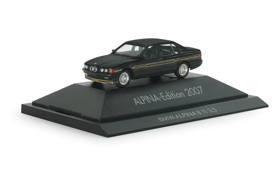 BMW Alpina B 11