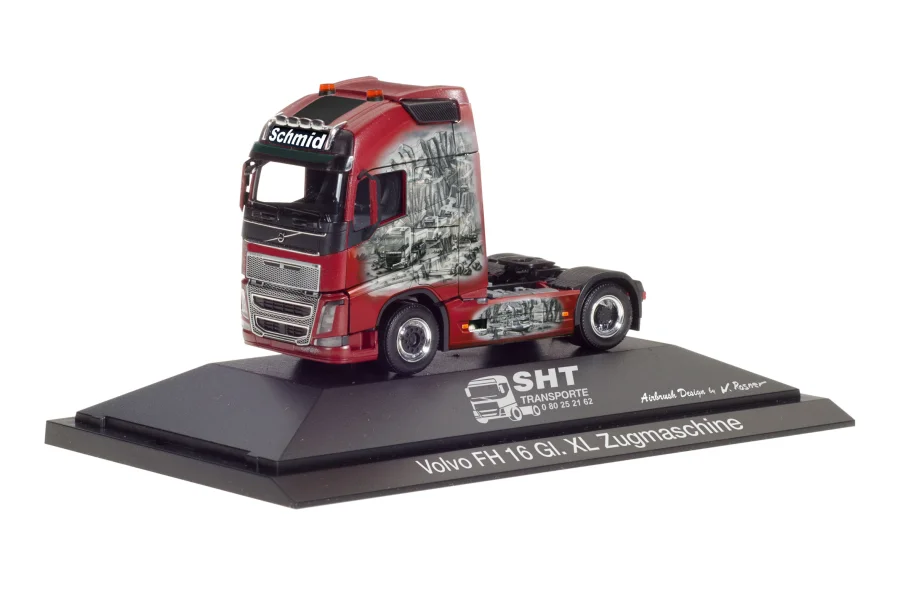Tractor unit "SHT Transporte"