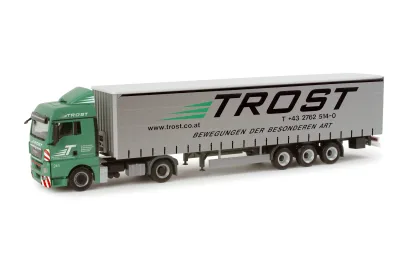 Herpa 156585: MAN TGX XLX Gardinenplanen-Sattelzug "Trost"