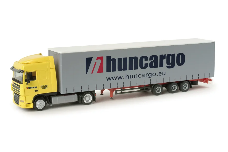 Daf XF 105 SC Lowliner-Sattelzug "Huncargo"