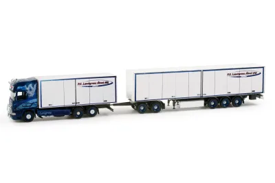Herpa 157759: Scania R 04 TL Gigaliner "Lundgrens"