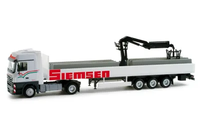 Herpa 157889: MB Actros LH 02 Pritschen-Sattelzug mit Ladekran und Ladegut