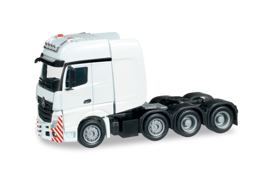MB Actros Gigaspace SLT