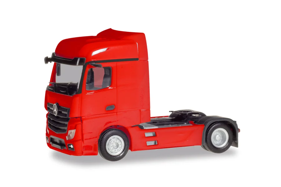Mercedes-Benz Actros Bigspace, rot