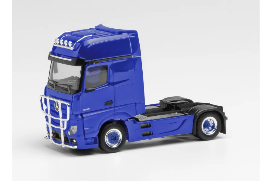 MB Actros Gigaspace