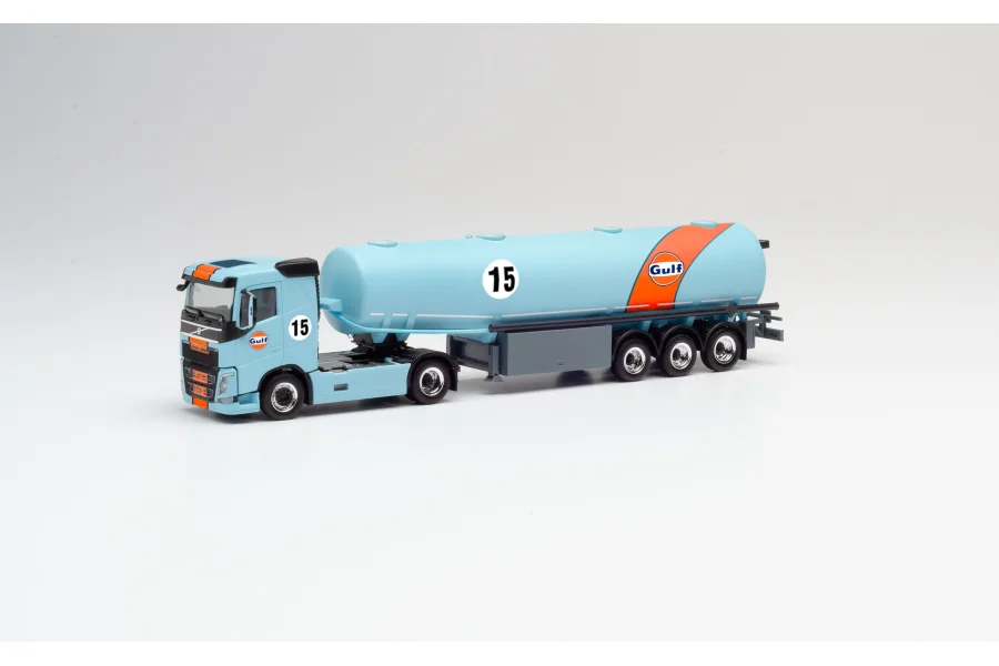 Volvo FH Benzintank-Sattelzug