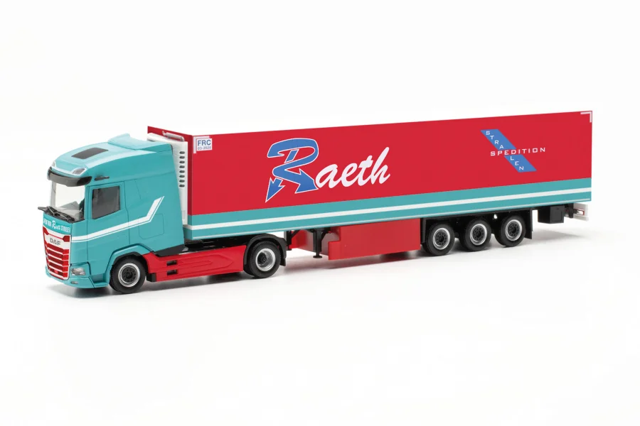 DAF XG Kühlkoffer-Sattelzug