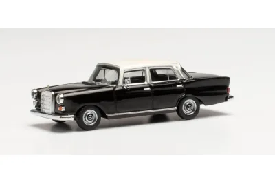 Herpa 430739-002: MB 200 Heckflosse