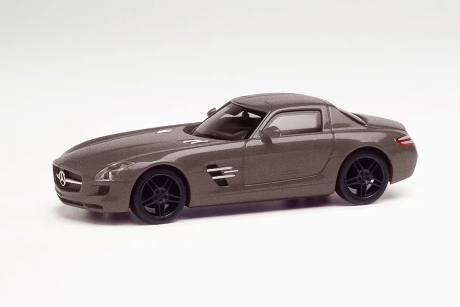 Mercedes-Benz SLS AMG