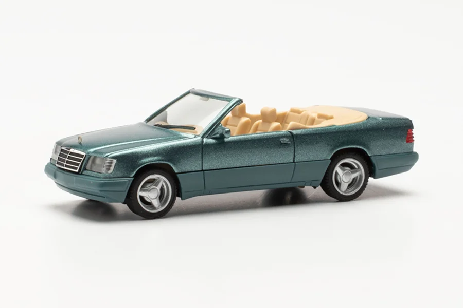MB 320CE-24 Cabrio