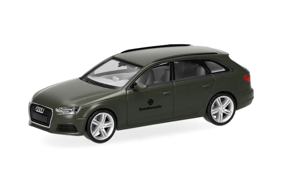 Audi A4 Avant "Bundeswehr Fuhrpark", mattoliv
