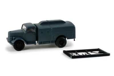 Herpa 743631: Opel Blitz Tankfahrzeug