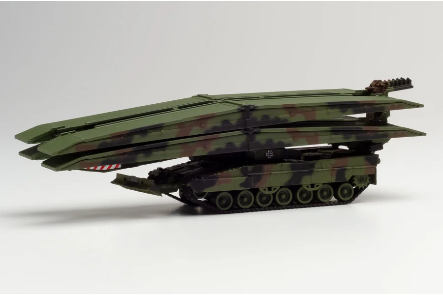 Mostní tank