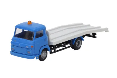 IGRA Model 66518078: H0 LKW Alfa Romeo Abschleppfahrzeug
