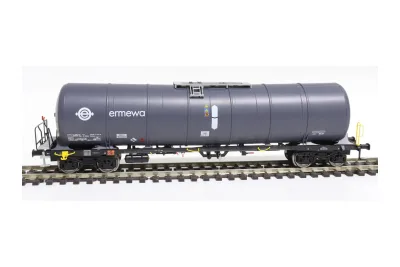 IGRA Model 96110045: Kesselwagen Bauart Zacns