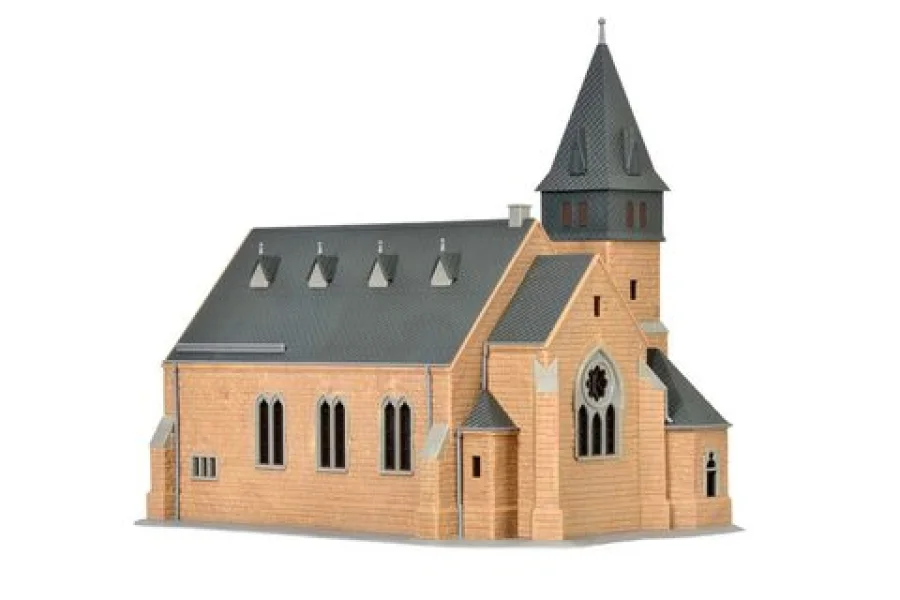 Iglesia con muro