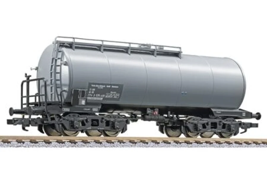 Carro cisterna "Fuchs Mineralölwerk GmbH Mannheim" 774 3 125-6